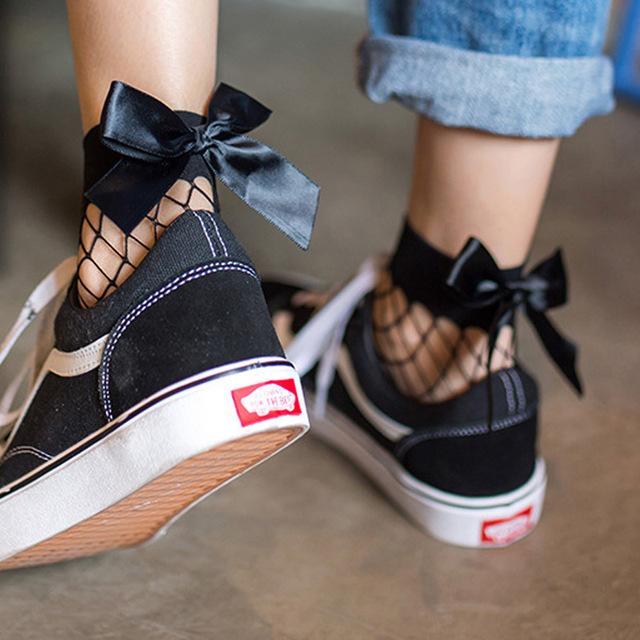 Bow Tie Fishnet Ankle Socks