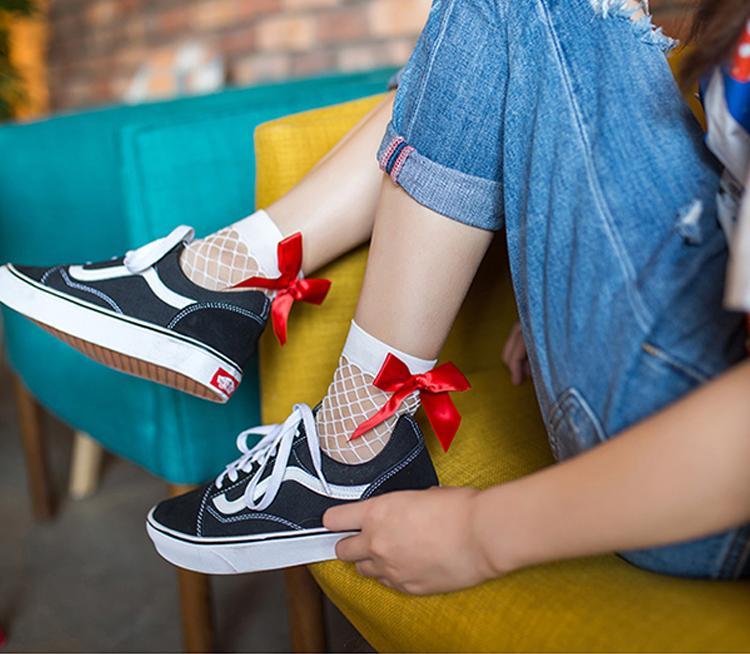 Bow Tie Fishnet Ankle Socks