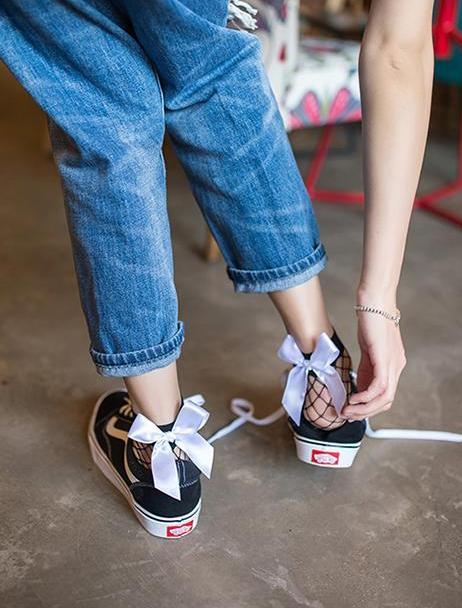 Bow Tie Fishnet Ankle Socks