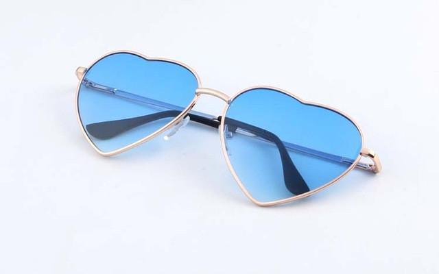 Heart Shaped Gradient Sunglasses