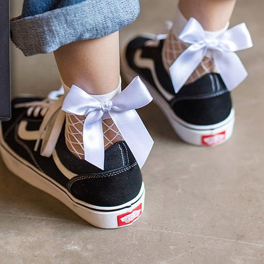 Bow Tie Fishnet Ankle Socks