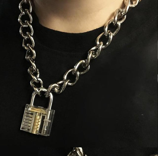 Locked Chain Choker
